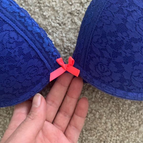 Tezenis Lace Demi pushup Bra size: 34C - Picture 2 of 6
